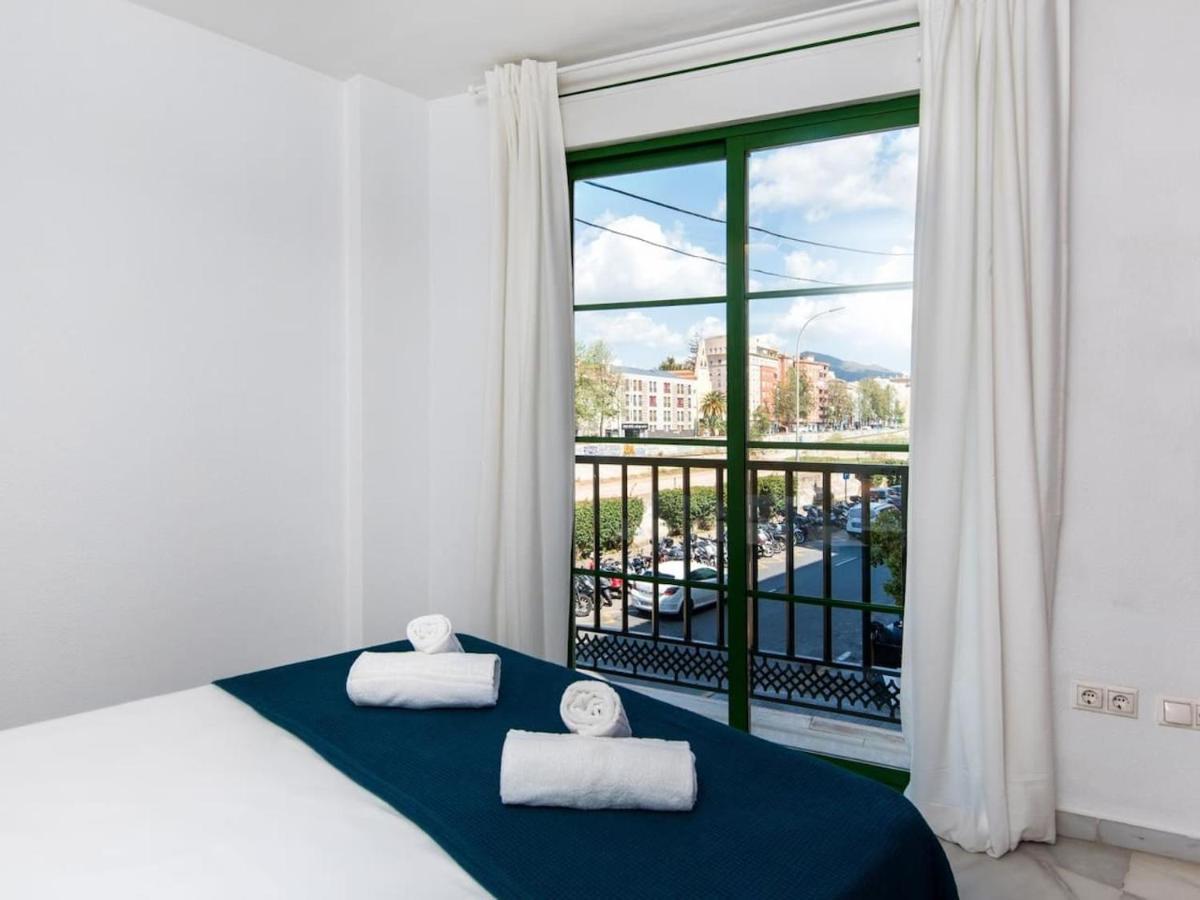 Rosaleda Center Apartment Malaga Luaran gambar